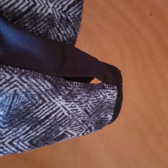 Mondetta zip up hooded jacket - Picture 4 of 6